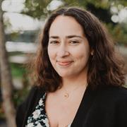 <strong>Dr Lívia Regina Batista-Pritchard</strong>